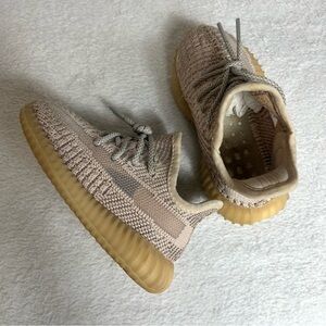 Yeezy Kids Beige Knit Sneakers